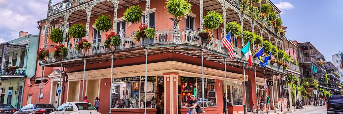 A Deep Dive into Dating in New Orleans: Unveiling Love in the Big Easy